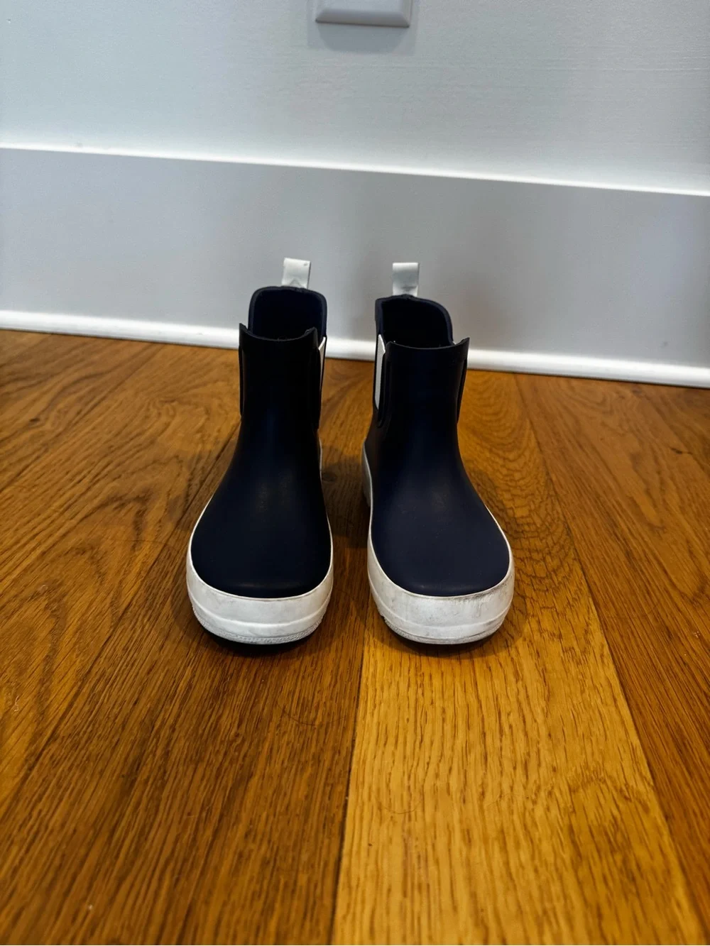 Janie and Jack Navy with White Trim Kids Chelsea Rain Boots